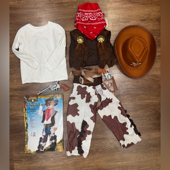 Cowboy costume 2-4yr - Picture 3 of 7